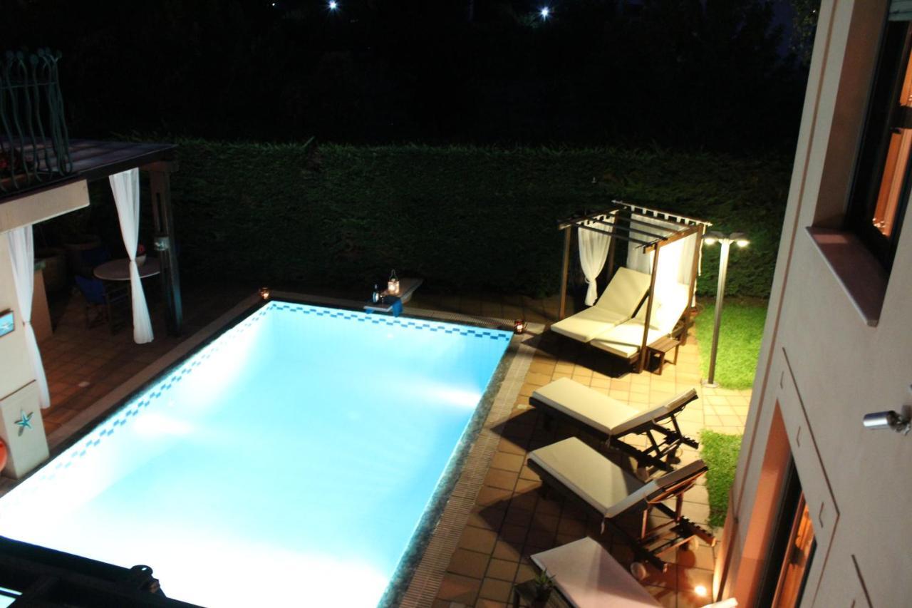 4-Seasons Pool Villa Near Meteora Tríkala Eksteriør bilde